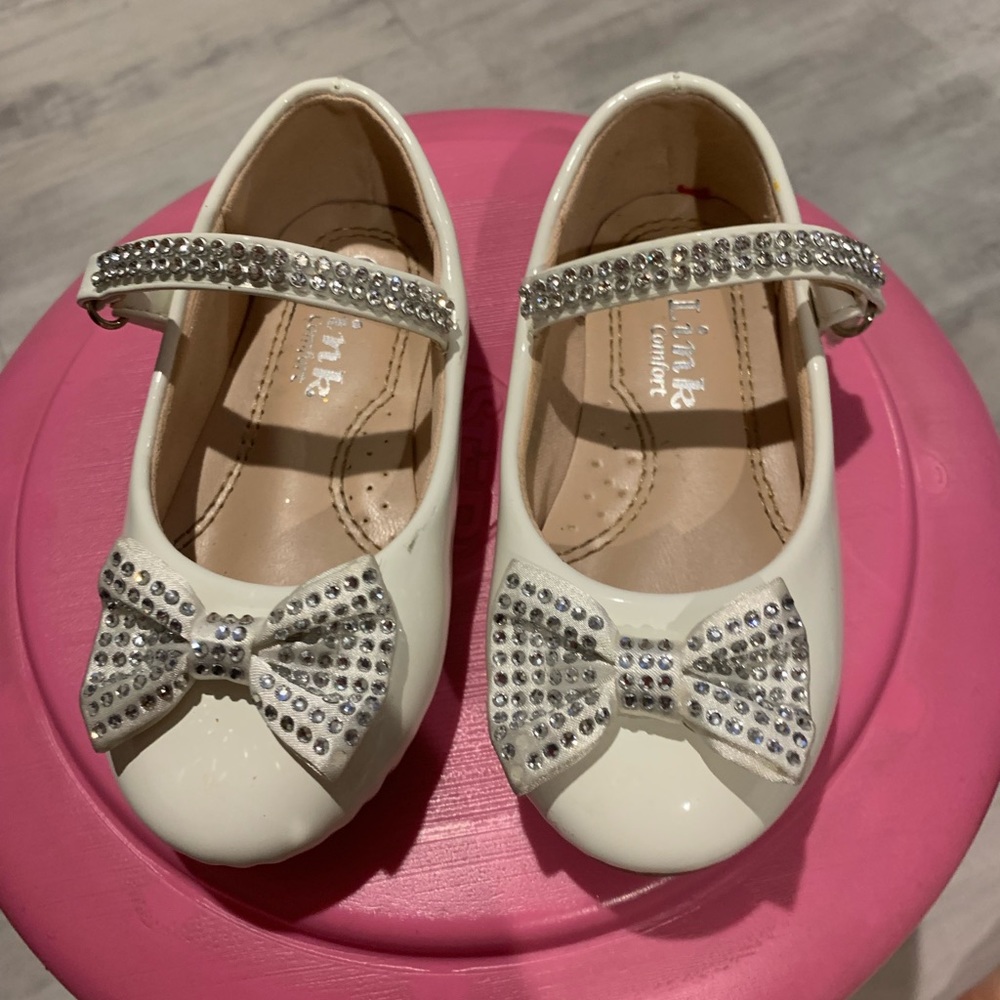Kids shoes